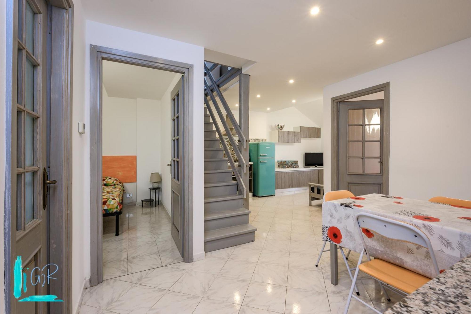 La Mansarda Sopra Campo Pisano - Genovainrelax Apartment Luaran gambar